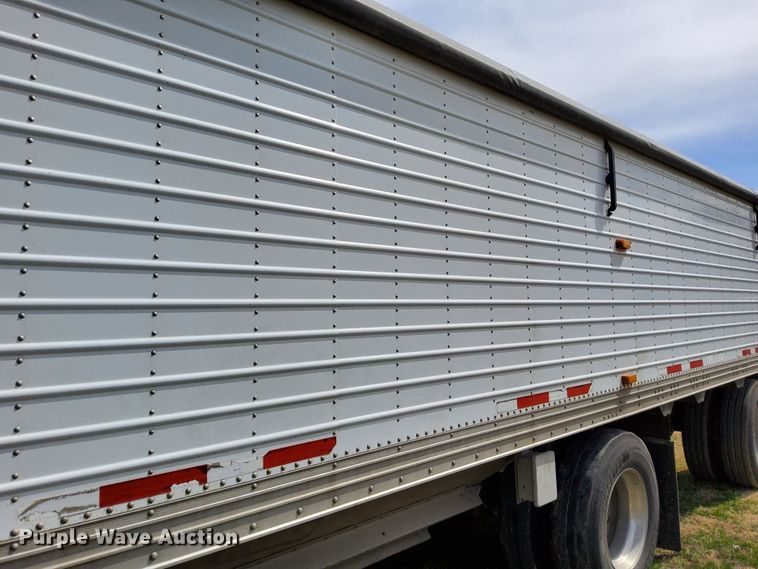 image for item DR0887 2010 Timpte  grain trailer