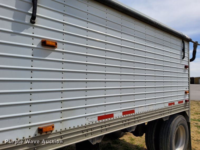 image for item DR0887 2010 Timpte  grain trailer