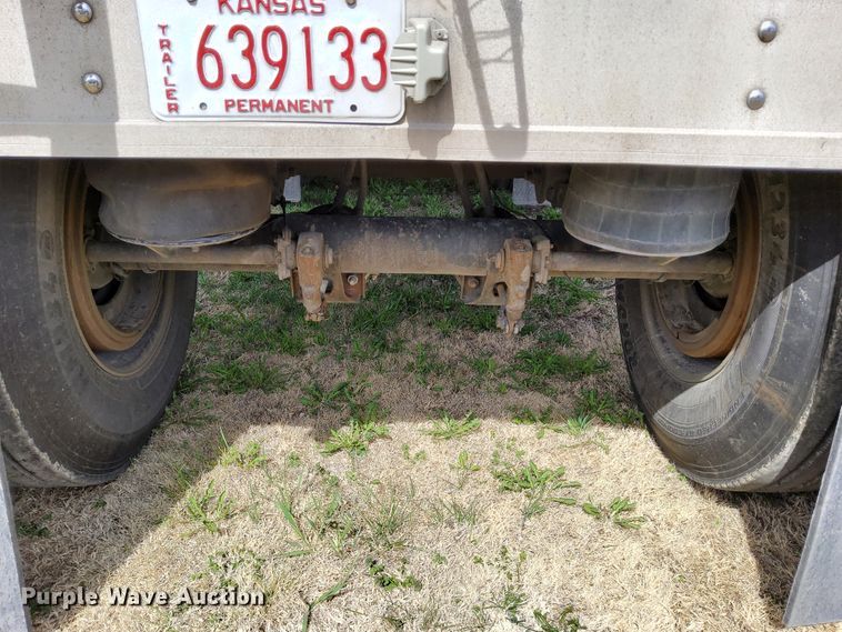 image for item DR0887 2010 Timpte  grain trailer