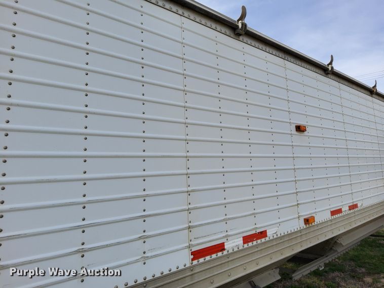 image for item DR0887 2010 Timpte  grain trailer