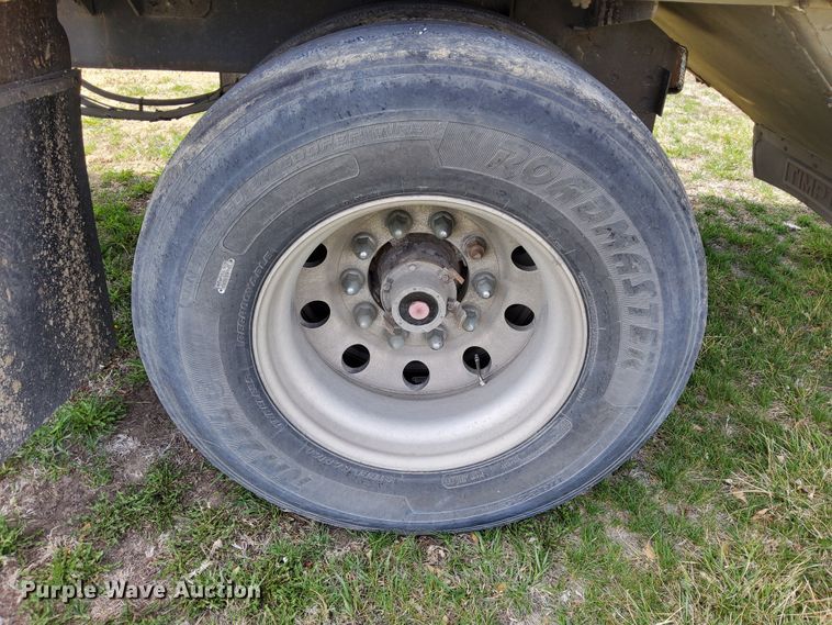 image for item DR0887 2010 Timpte  grain trailer