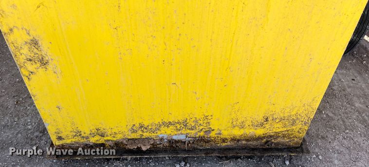 image for item EX9647 (4) feed containers