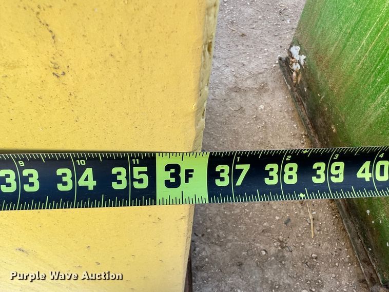 image for item EX9647 (4) feed containers