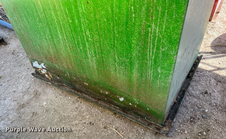 image for item EX9647 (4) feed containers