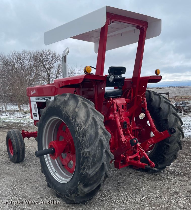 image for item FV9471 1974 International Farmall 1066 Turbo  tractor