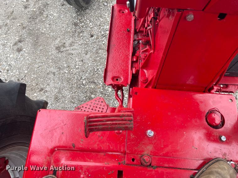 image for item FV9471 1974 International Farmall 1066 Turbo  tractor