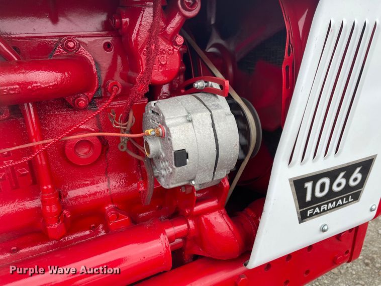 image for item FV9471 1974 International Farmall 1066 Turbo  tractor