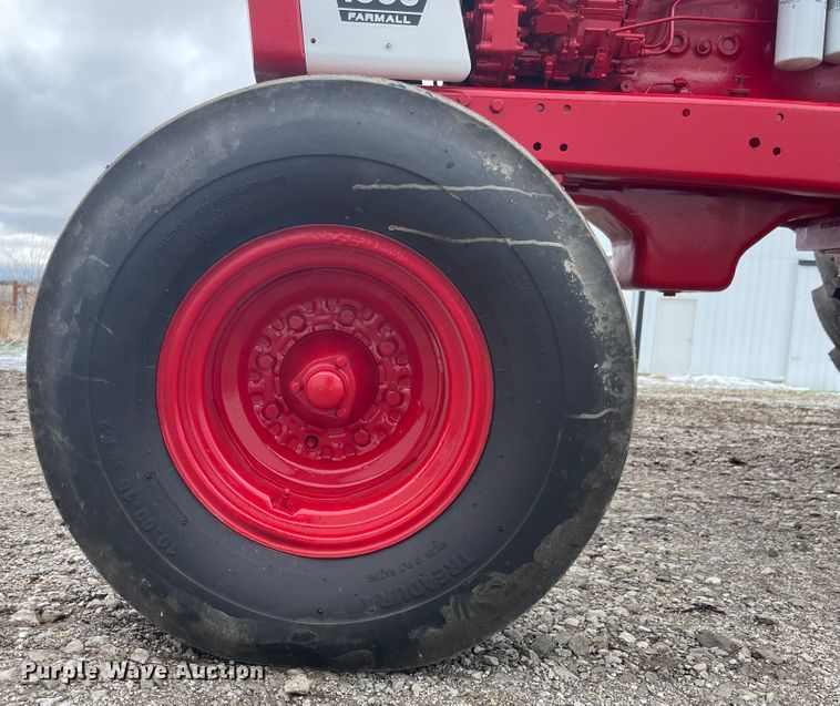 image for item FV9471 1974 International Farmall 1066 Turbo  tractor