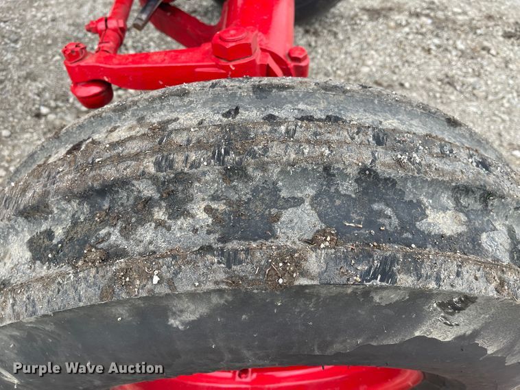 image for item FV9471 1974 International Farmall 1066 Turbo  tractor