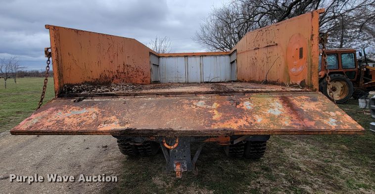 image for item HF9327 1979 GMC 7000  dump truck