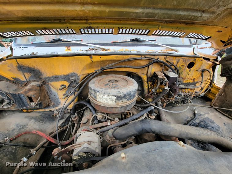 image for item HF9327 1979 GMC 7000  dump truck