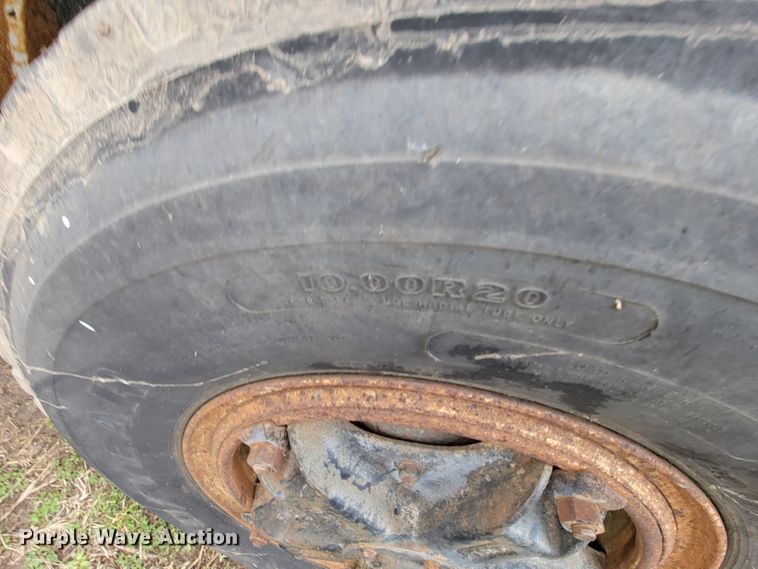 image for item HF9327 1979 GMC 7000  dump truck