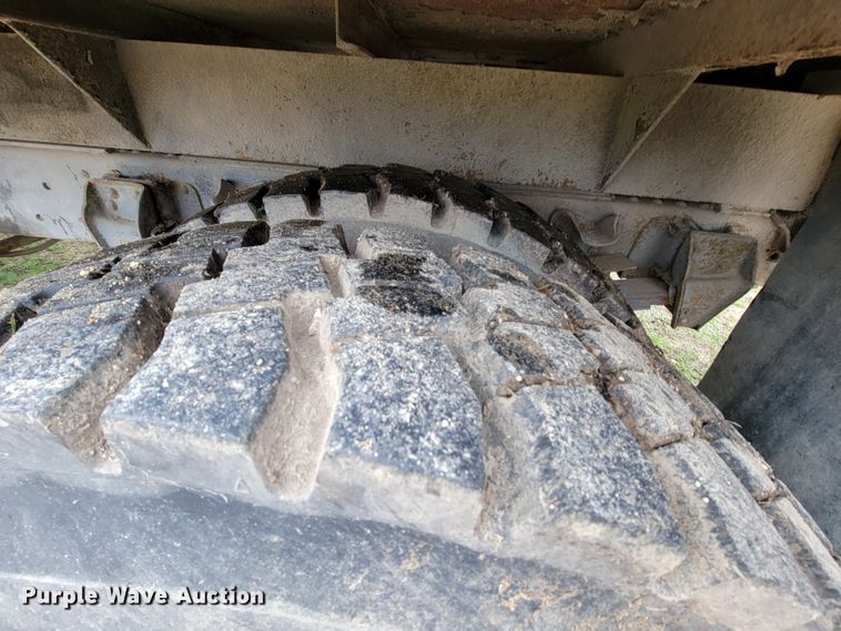 image for item HF9327 1979 GMC 7000  dump truck