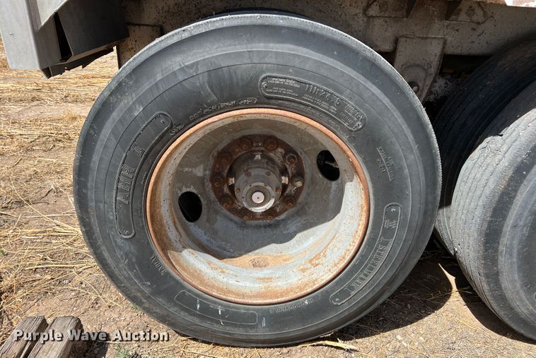 image for item IG9342 1996 Timpte  grain trailer