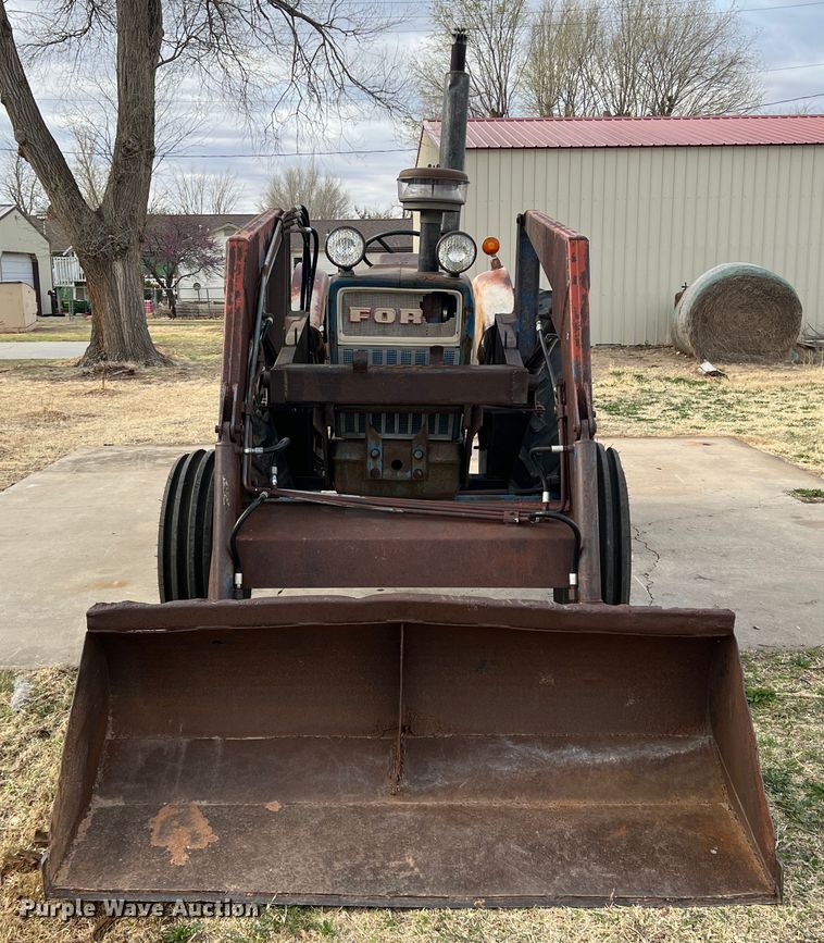 image for item IG9347 Ford  tractor