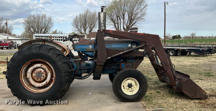 image for item IG9347 Ford  tractor
