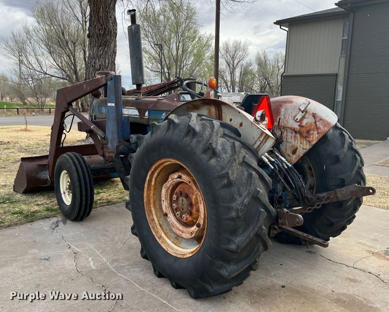 image for item IG9347 Ford  tractor