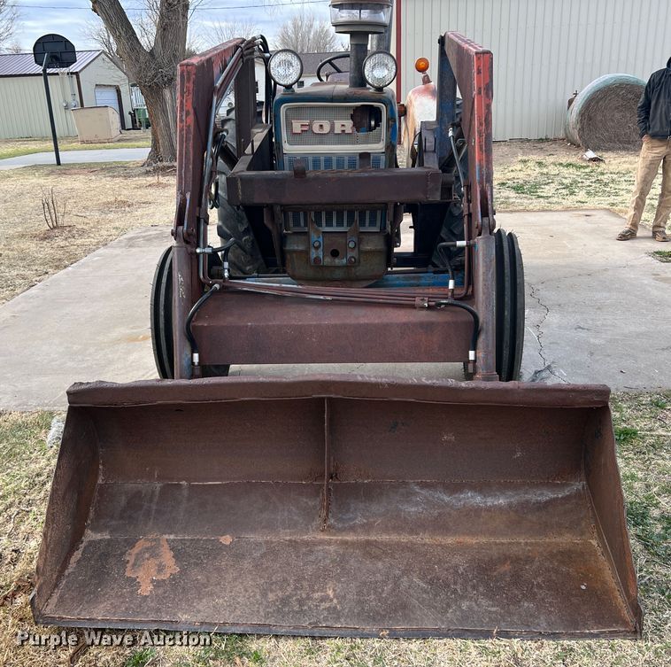 image for item IG9347 Ford  tractor