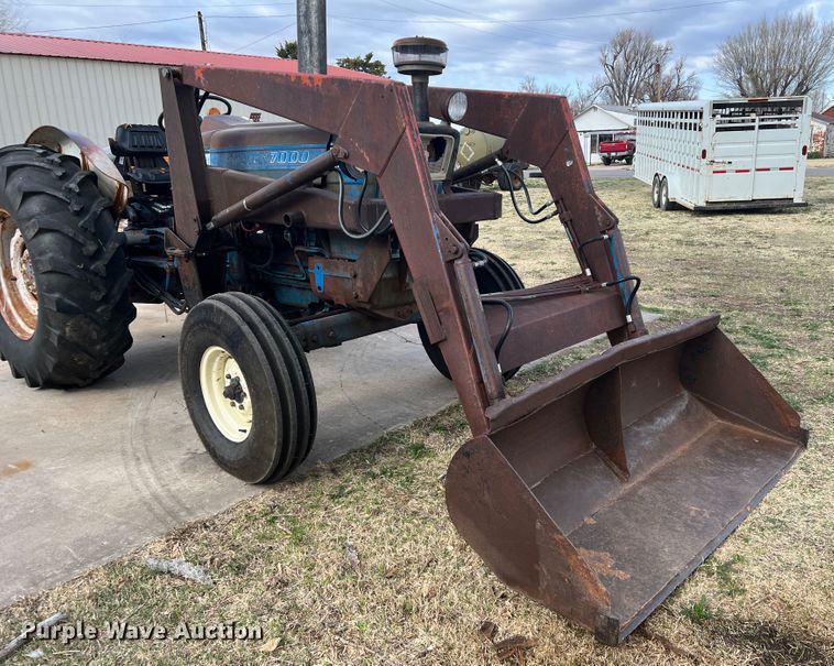 image for item IG9347 Ford  tractor