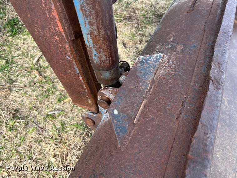 image for item IG9347 Ford  tractor