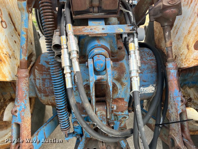 image for item IG9347 Ford  tractor