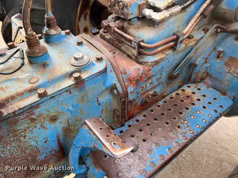 image for item IG9347 Ford  tractor