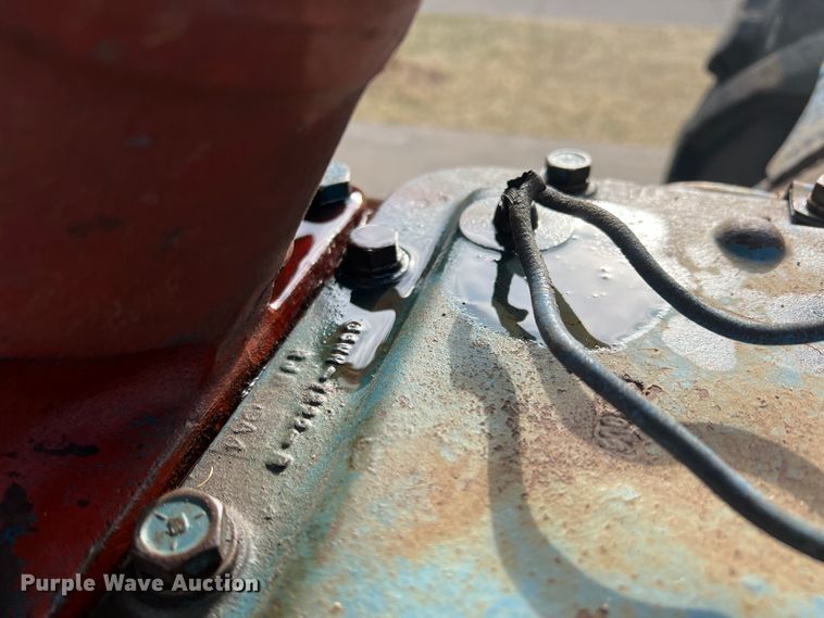 image for item IG9347 Ford  tractor