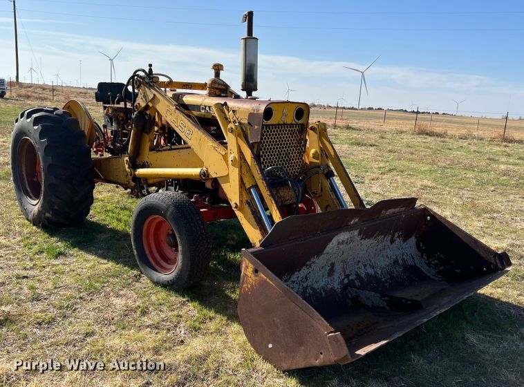 image for item IG9370 Case G530  tractor