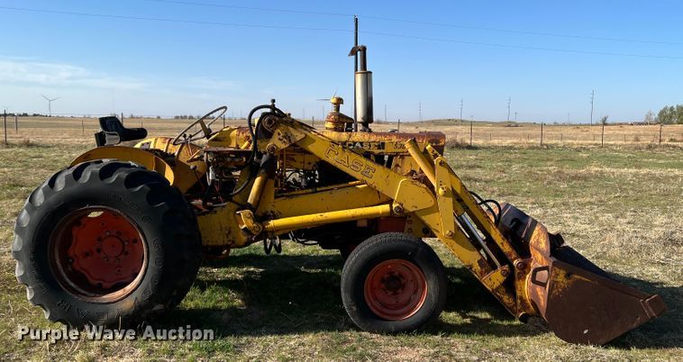 image for item IG9370 Case G530  tractor