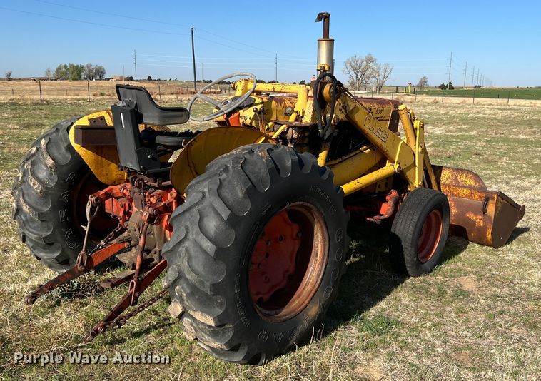 image for item IG9370 Case G530  tractor