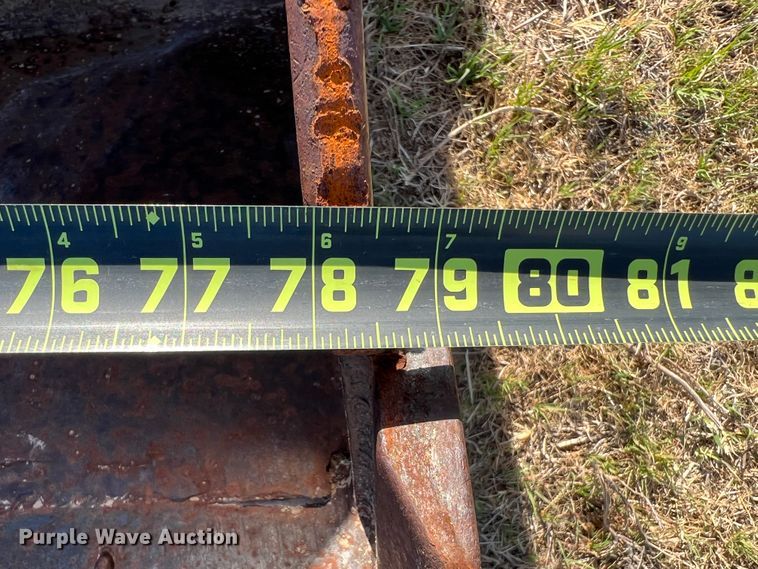 image for item IG9370 Case G530  tractor