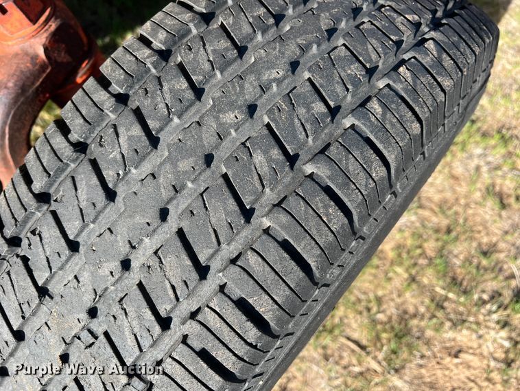 image for item IG9370 Case G530  tractor