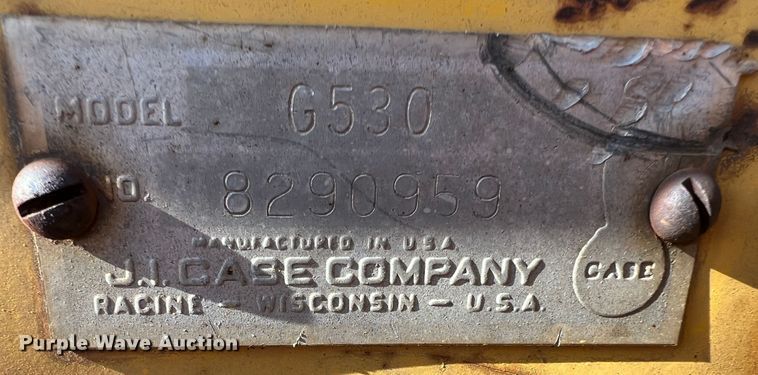 image for item IG9370 Case G530  tractor