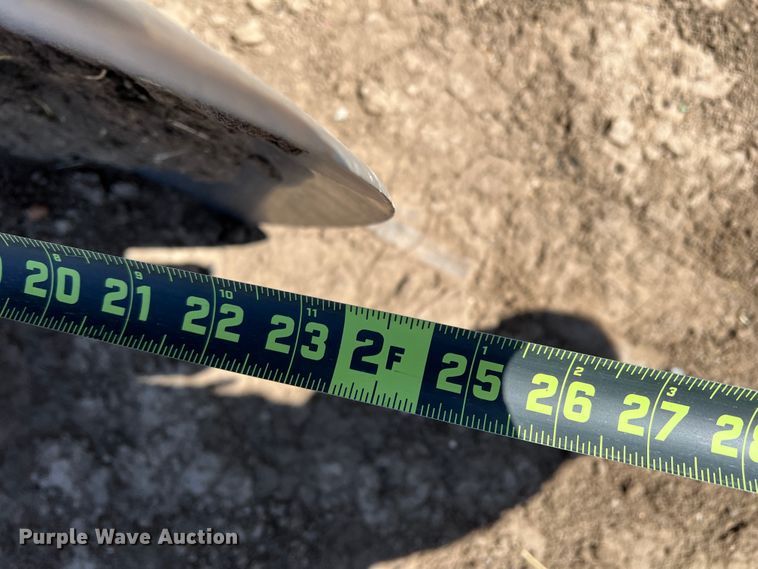 image for item IG9381 John Deere 650  tandem disk