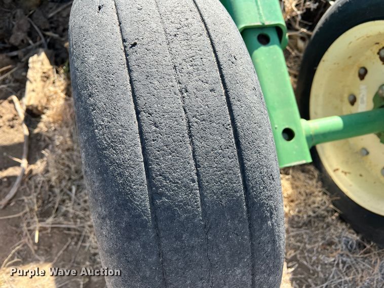 image for item IG9394 John Deere 2018  batwing rotary mower