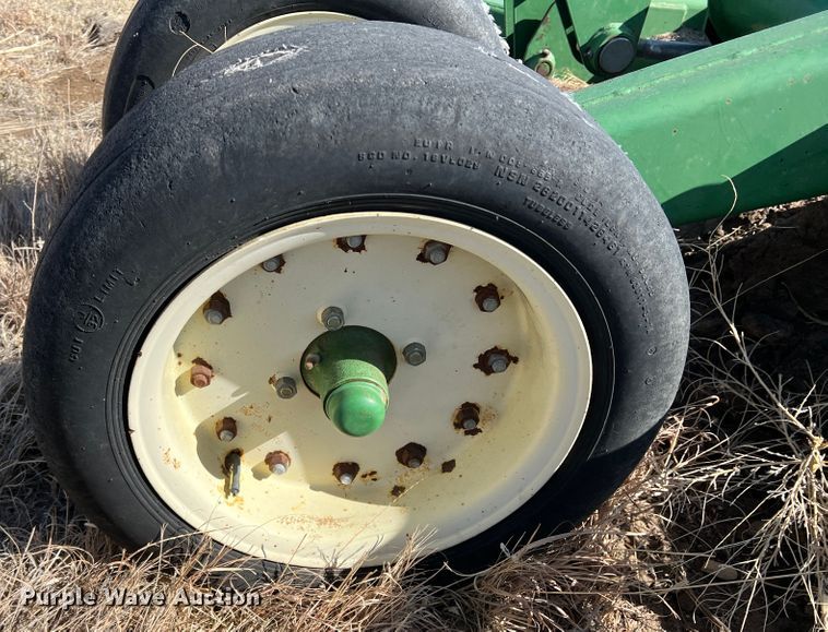 image for item IG9394 John Deere 2018  batwing rotary mower