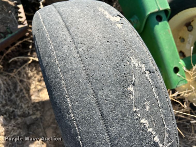 image for item IG9394 John Deere 2018  batwing rotary mower