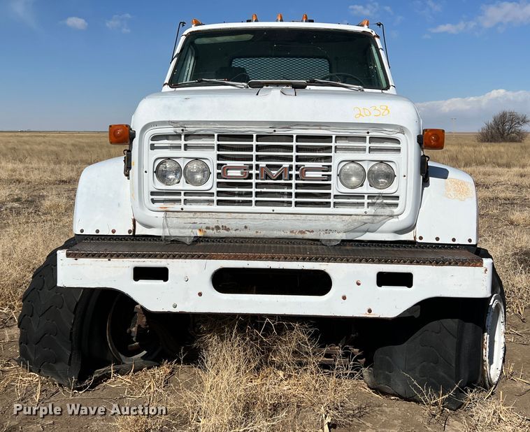 image for item IG9397 GMC  applicator truck cab and chassis