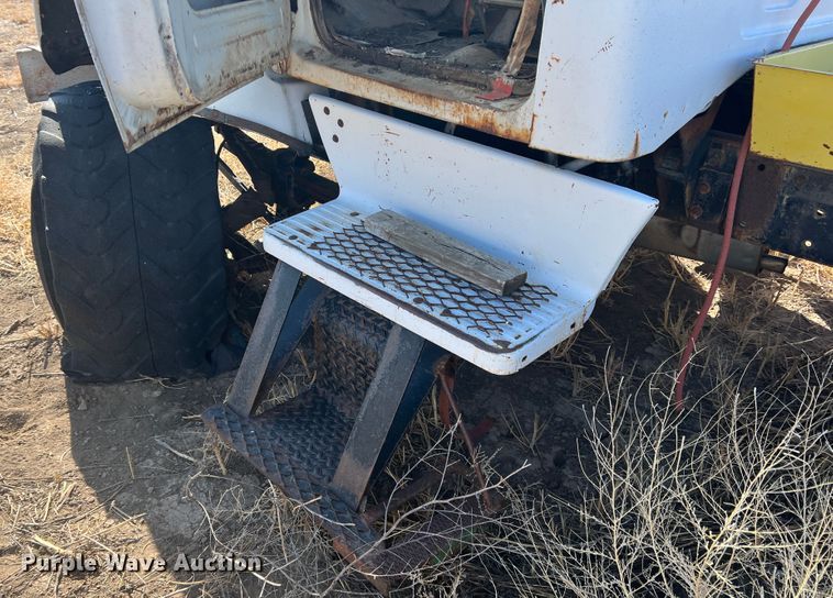 image for item IG9397 GMC  applicator truck cab and chassis