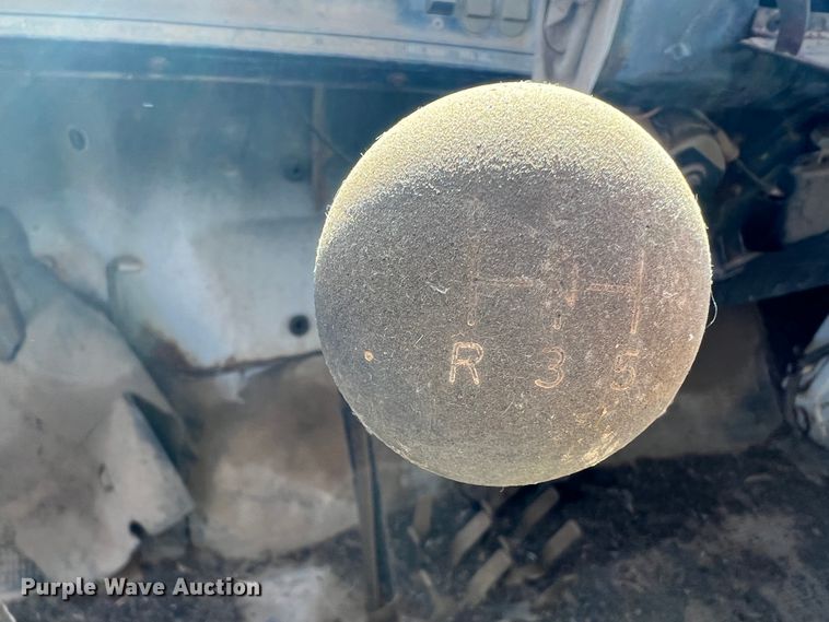 image for item IG9397 GMC  applicator truck cab and chassis