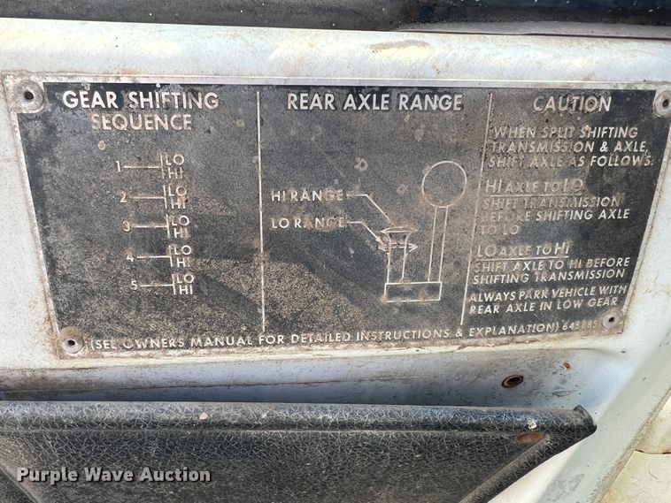 image for item IG9397 GMC  applicator truck cab and chassis