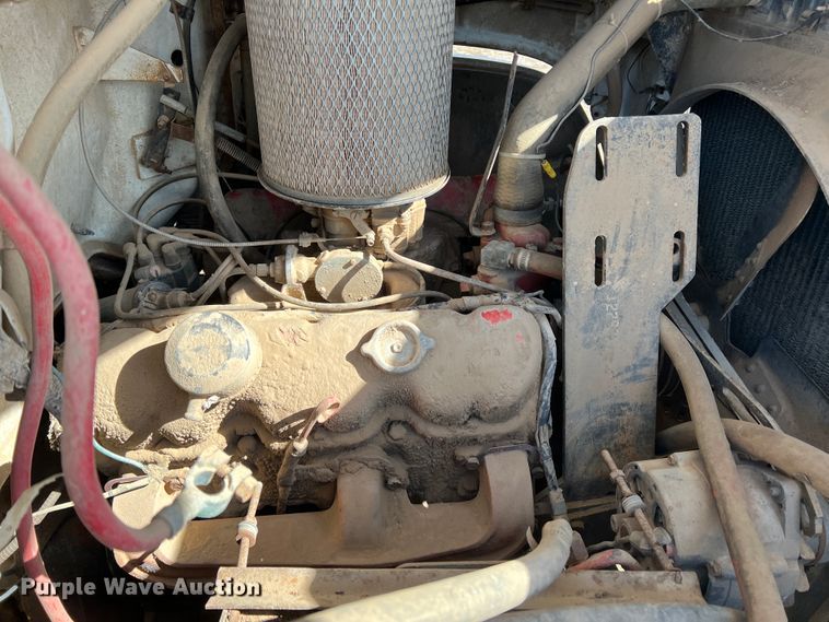 image for item IG9397 GMC  applicator truck cab and chassis