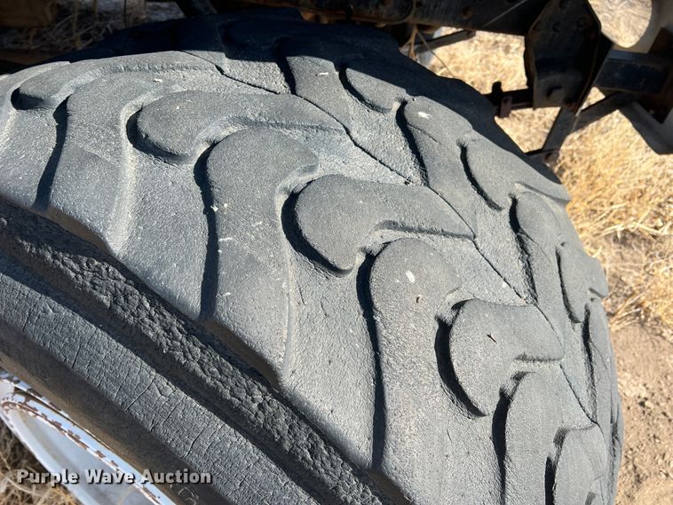 image for item IG9397 GMC  applicator truck cab and chassis