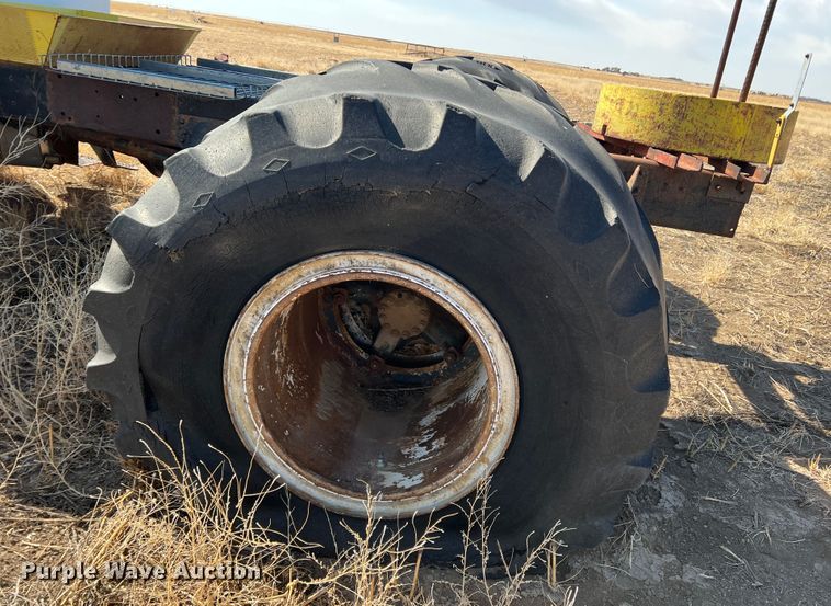 image for item IG9397 GMC  applicator truck cab and chassis