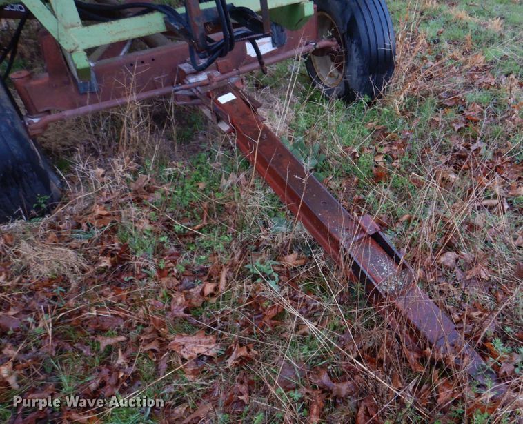 image for item IM9709 Parker 2500  gravity wagon