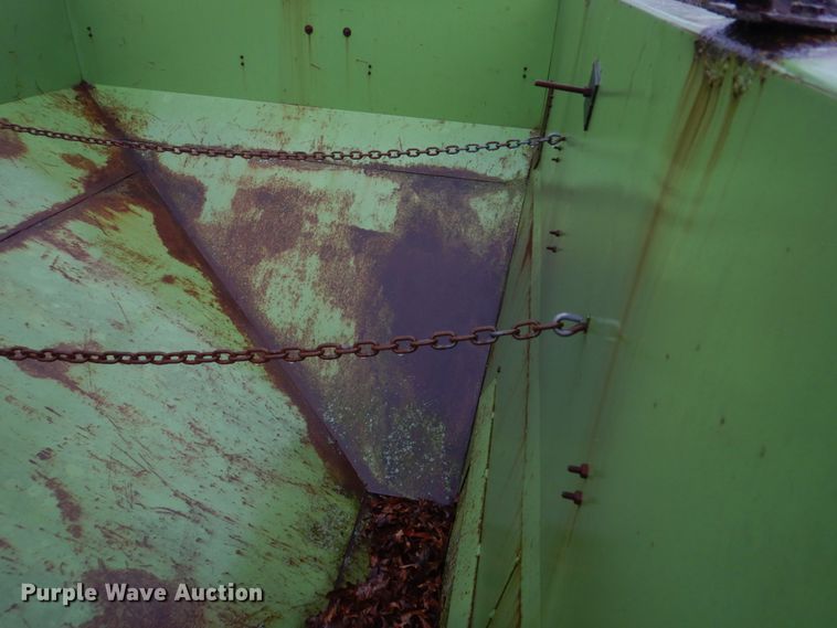 image for item IM9709 Parker 2500  gravity wagon