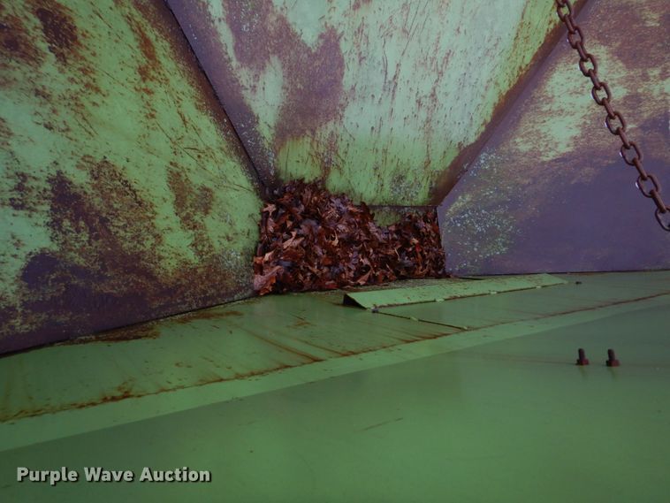 image for item IM9709 Parker 2500  gravity wagon