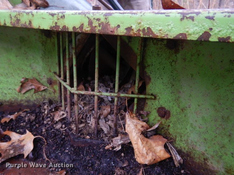 image for item IM9709 Parker 2500  gravity wagon