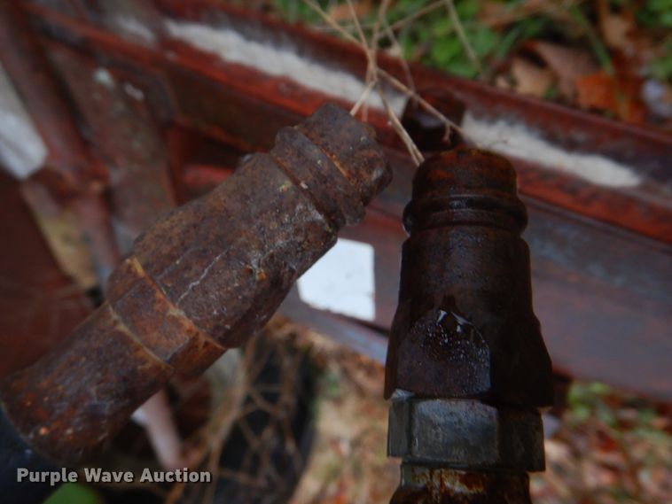 image for item IM9709 Parker 2500  gravity wagon