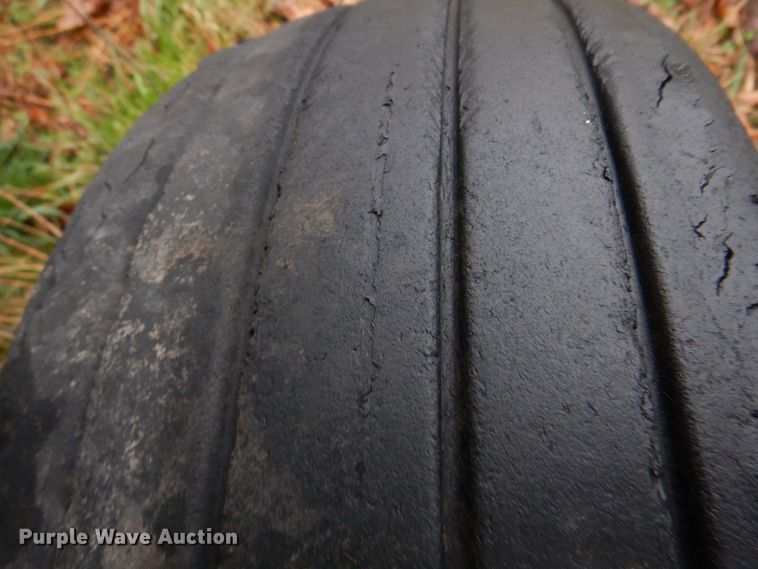 image for item IM9709 Parker 2500  gravity wagon